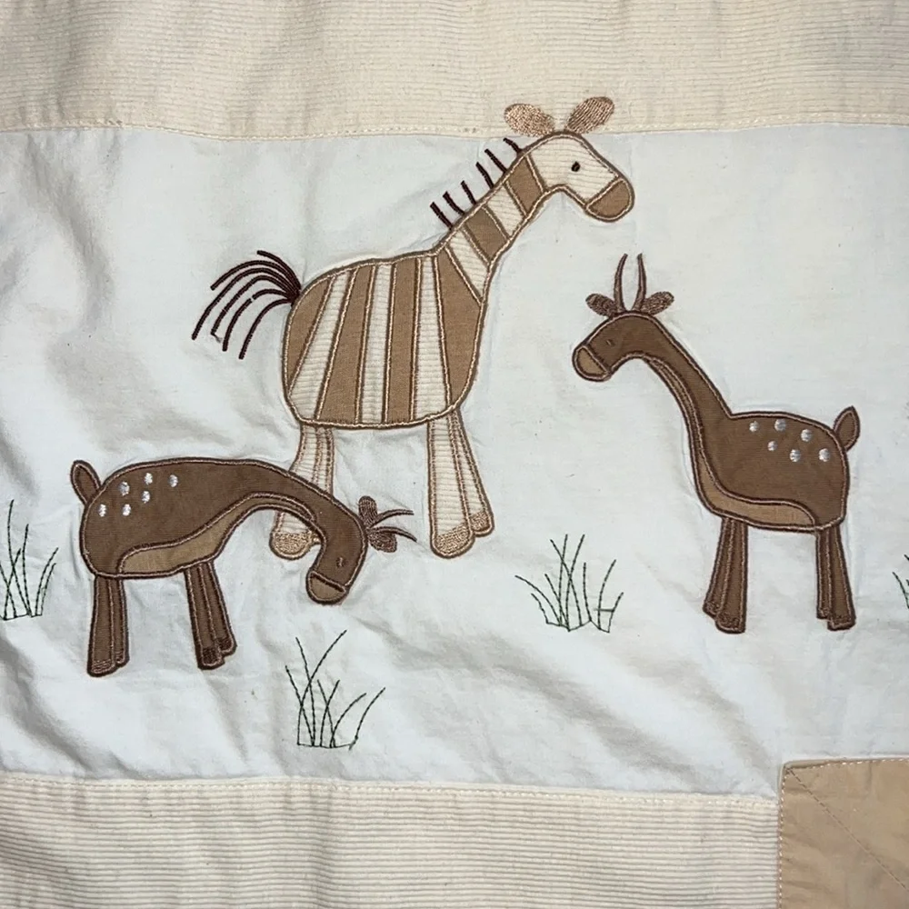 NoJo Baby Quilt - Jungle Animals - Neutral Colors, Gender Neutral